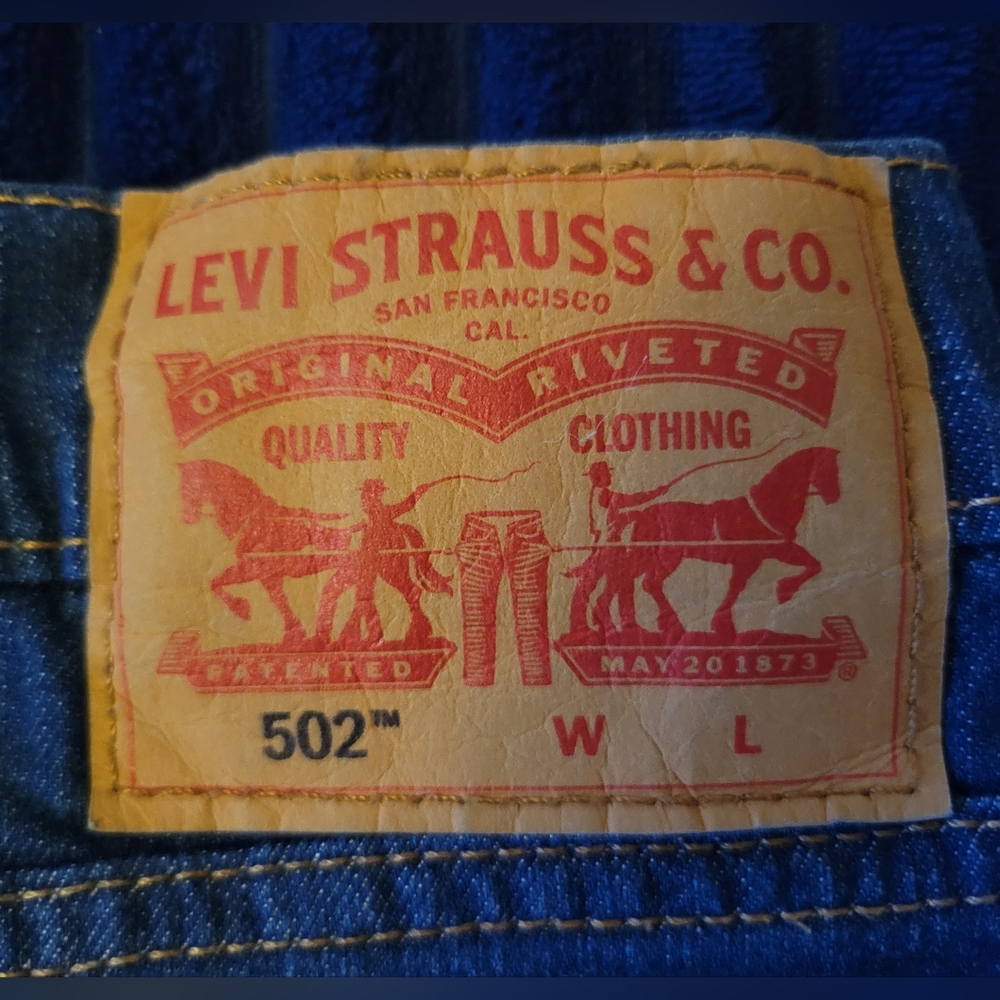 Levi Straus 502 Jeans - Picture 4 of 5